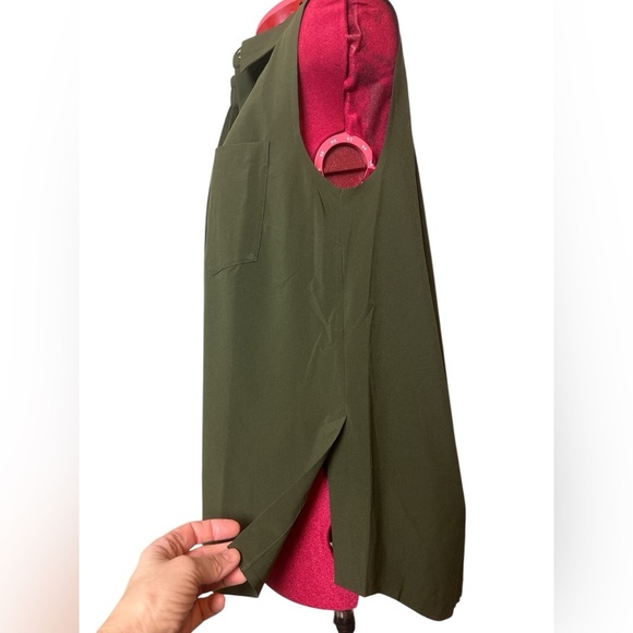 Athleta Everlasting sleeveless button-up tank olive/khaki green - Picture 6 of 11